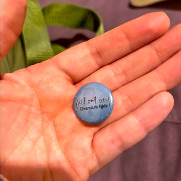 fall out boy overcast kids pin emo - Picture 1 of 3